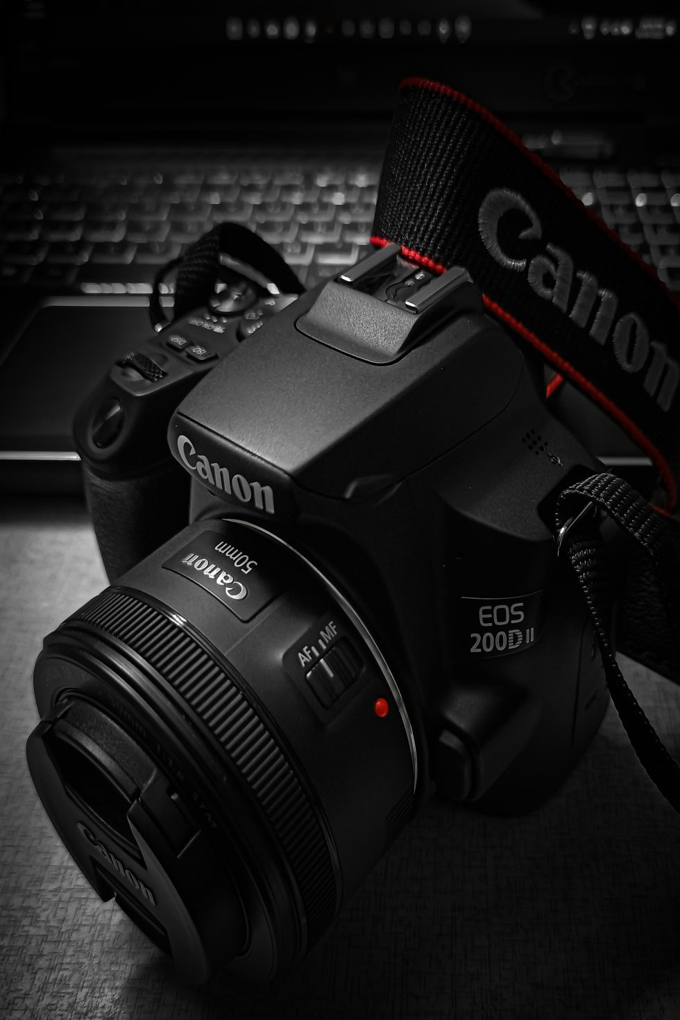 Canon Camera Canon 90d Black Friday Canon 90D DSLR With 18-135mm